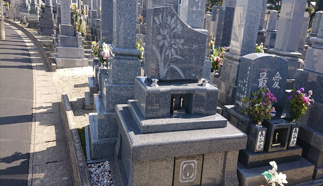 お客様の墓石の写真